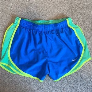 Nike tempo women’s running shorts